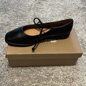 Madewell Normani Flats NWT